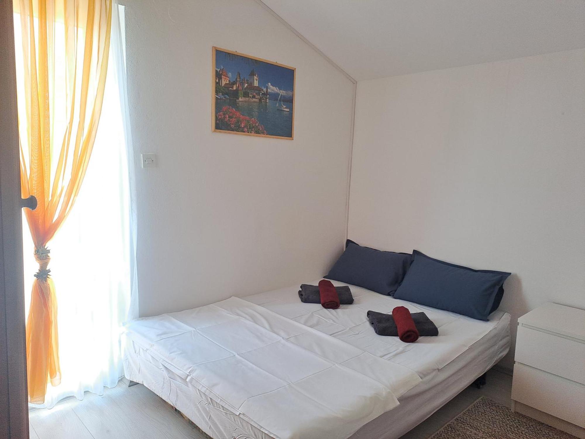 Kata Apartment